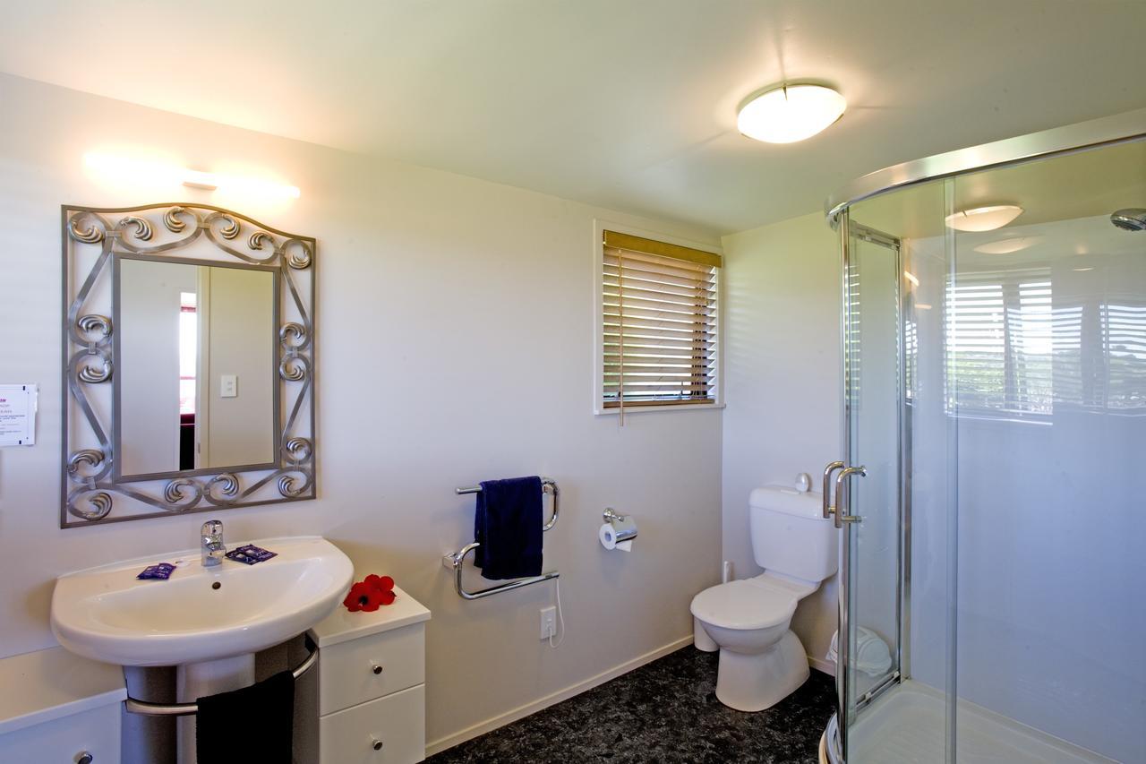 Waiheke Island Tawa Lodge - Adults Only Oneroa Экстерьер фото